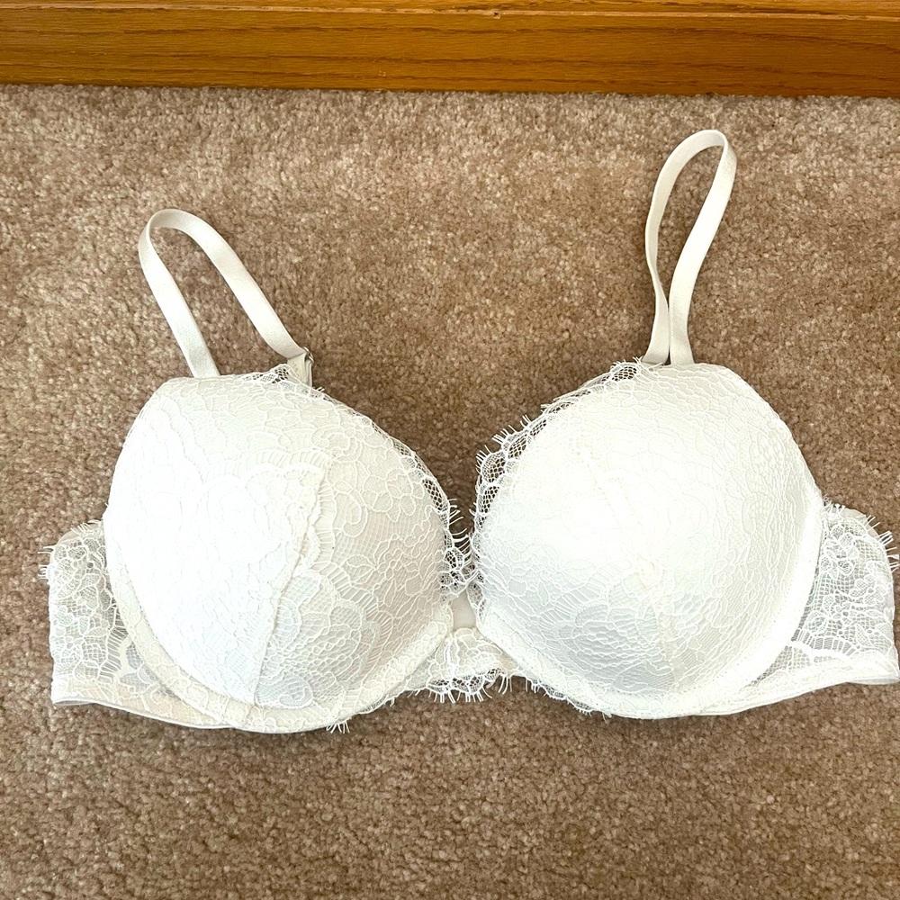 Victoria’s Secret Dream Angels Push-up Bra